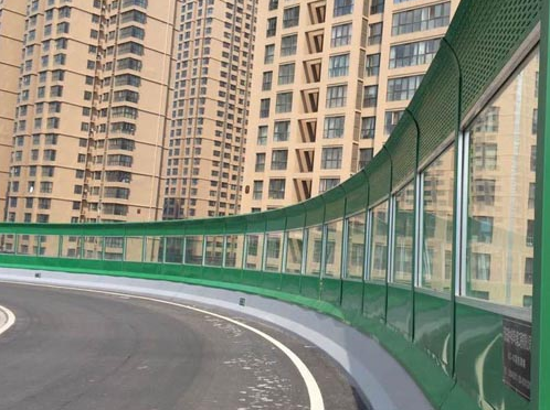 <a href=http://mypgl.com/news_article?news_id=116>天津公路聲屏障</a>