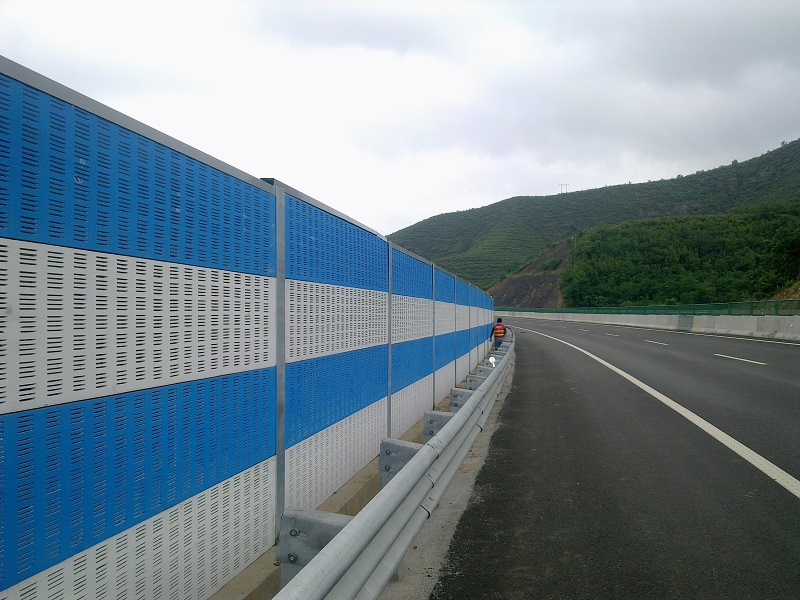 <a href=http://mypgl.com/news_article?news_id=122>聲屏障</a>