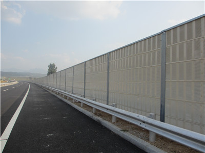 <a href=http://mypgl.com/news_article?news_id=123>隔聲屏障</a>